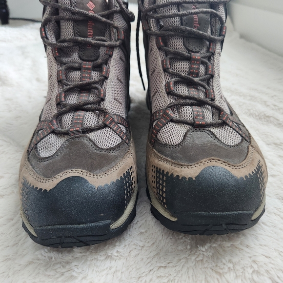 Columbia Men's Hiking Running Athletic Shoes Boots Size 11 Really Nice - Picture 4 of 7